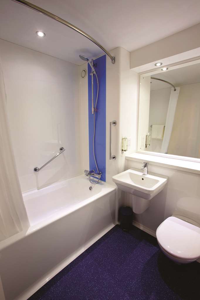 Travelodge Bradford Central Phòng bức ảnh